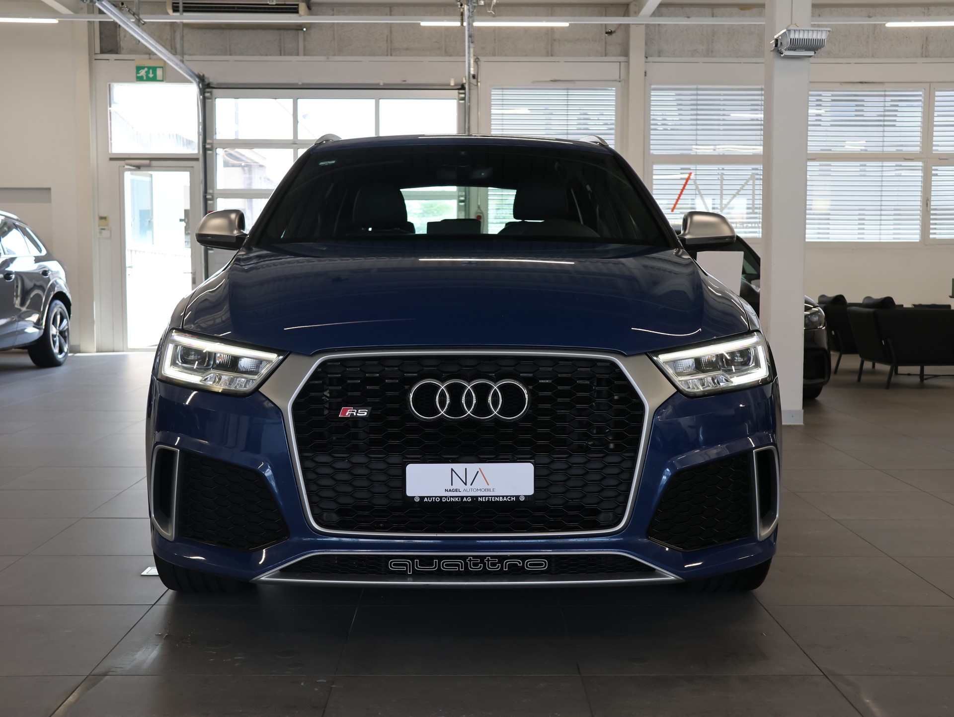 AUDI RS Q3 2.5 TFSI performance quattro S-tronic *Bose* *Sitzheizung* *Rückfahrkamera*-image-2