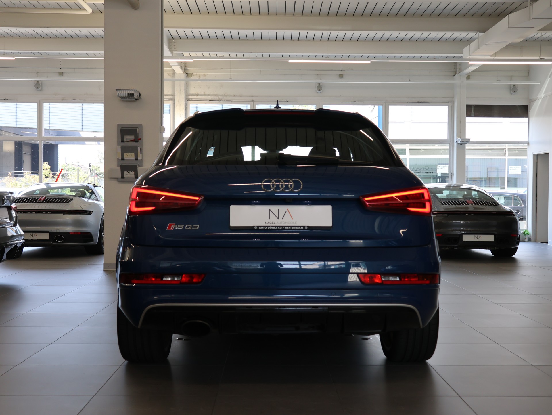 AUDI RS Q3 2.5 TFSI performance quattro S-tronic *Bose* *Sitzheizung* *Rückfahrkamera*-image-4