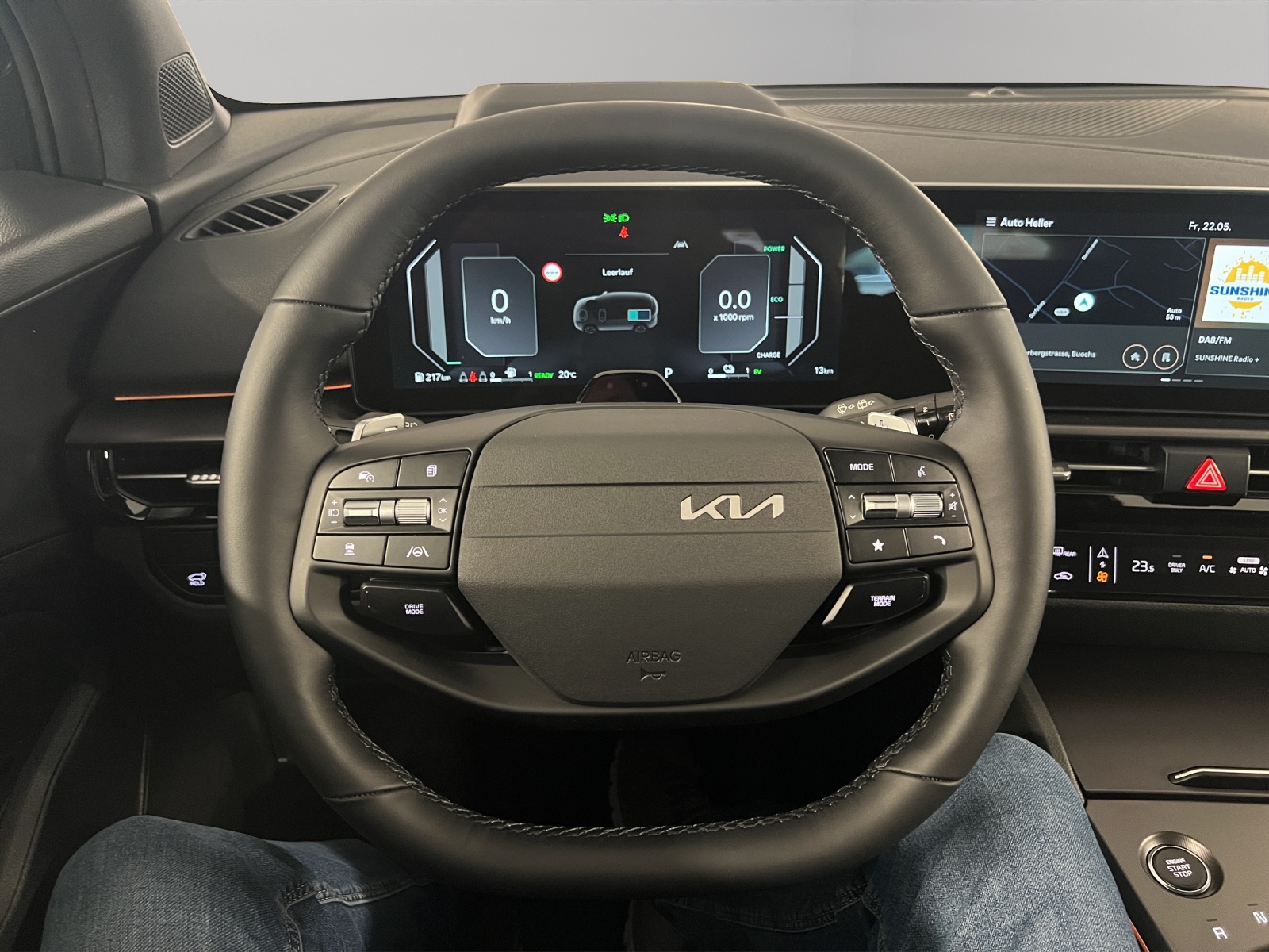 KIA Sportage 1.6 T Hybrid Black Edition-image-6