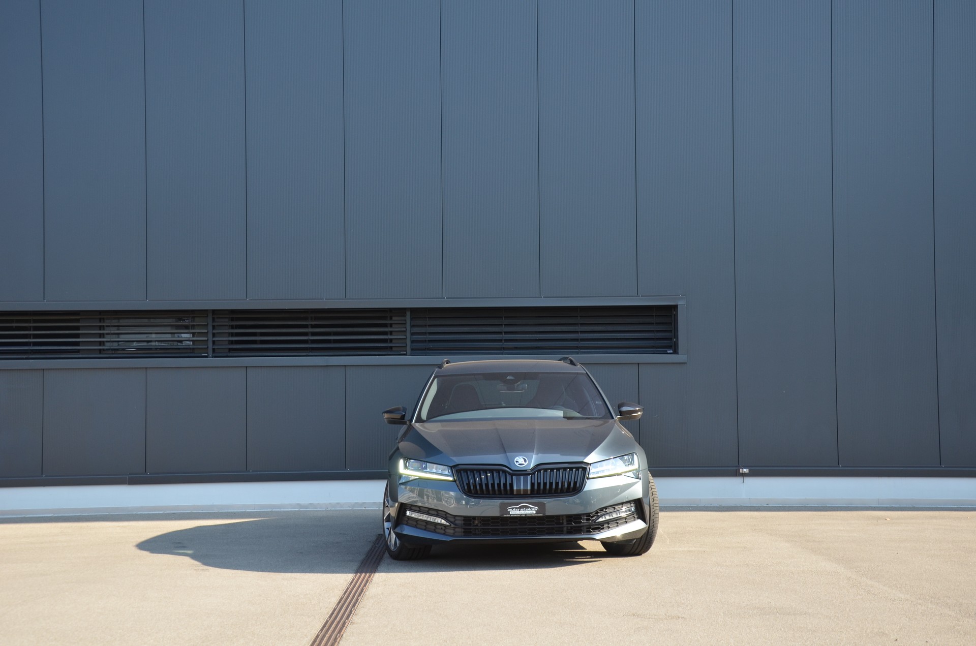 SKODA Superb Combi 2.0 TSI SportLine Plus 4x4 DSG-image-5