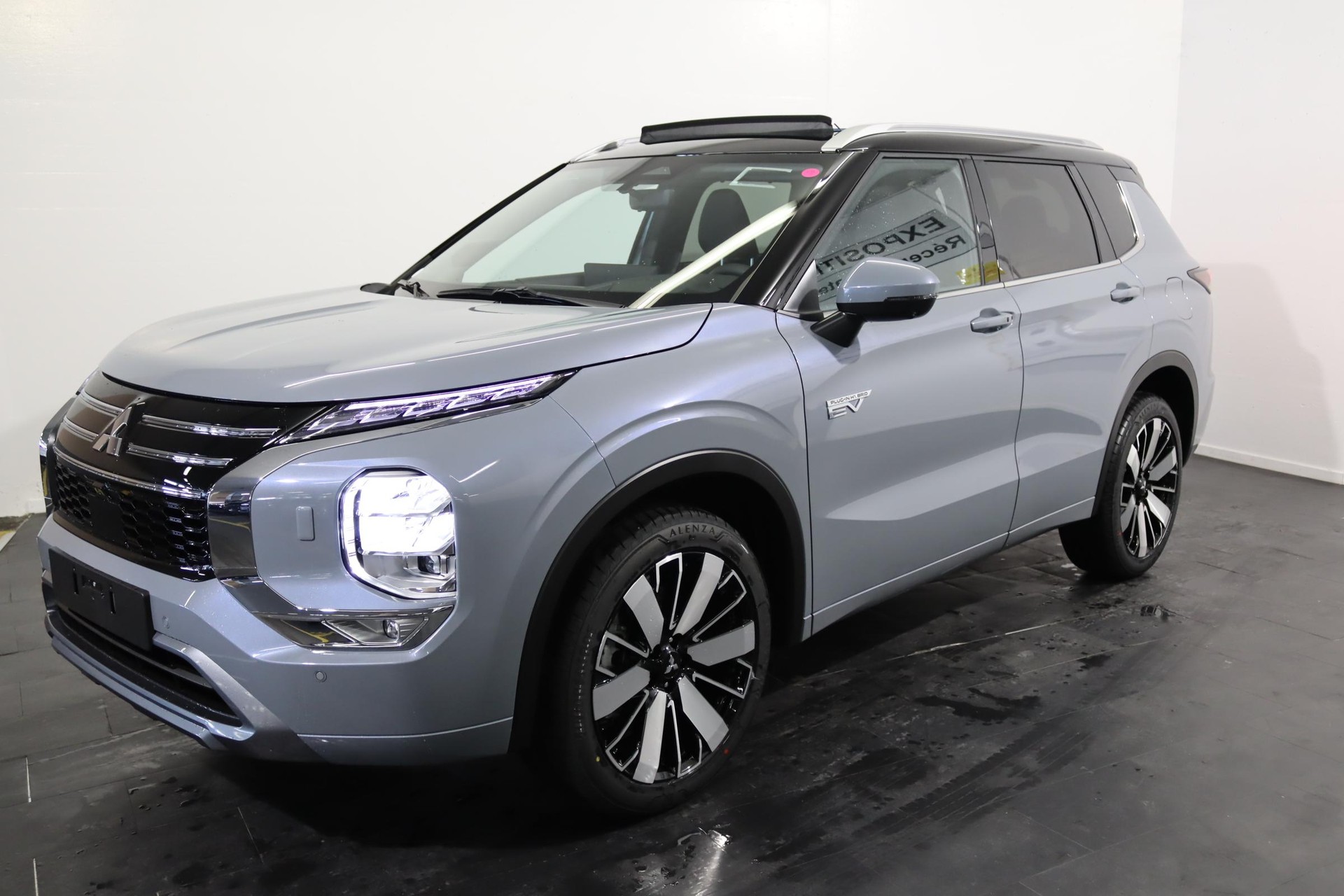 MITSUBISHI Outlander 2.4 PHEV Instyle 4x4
