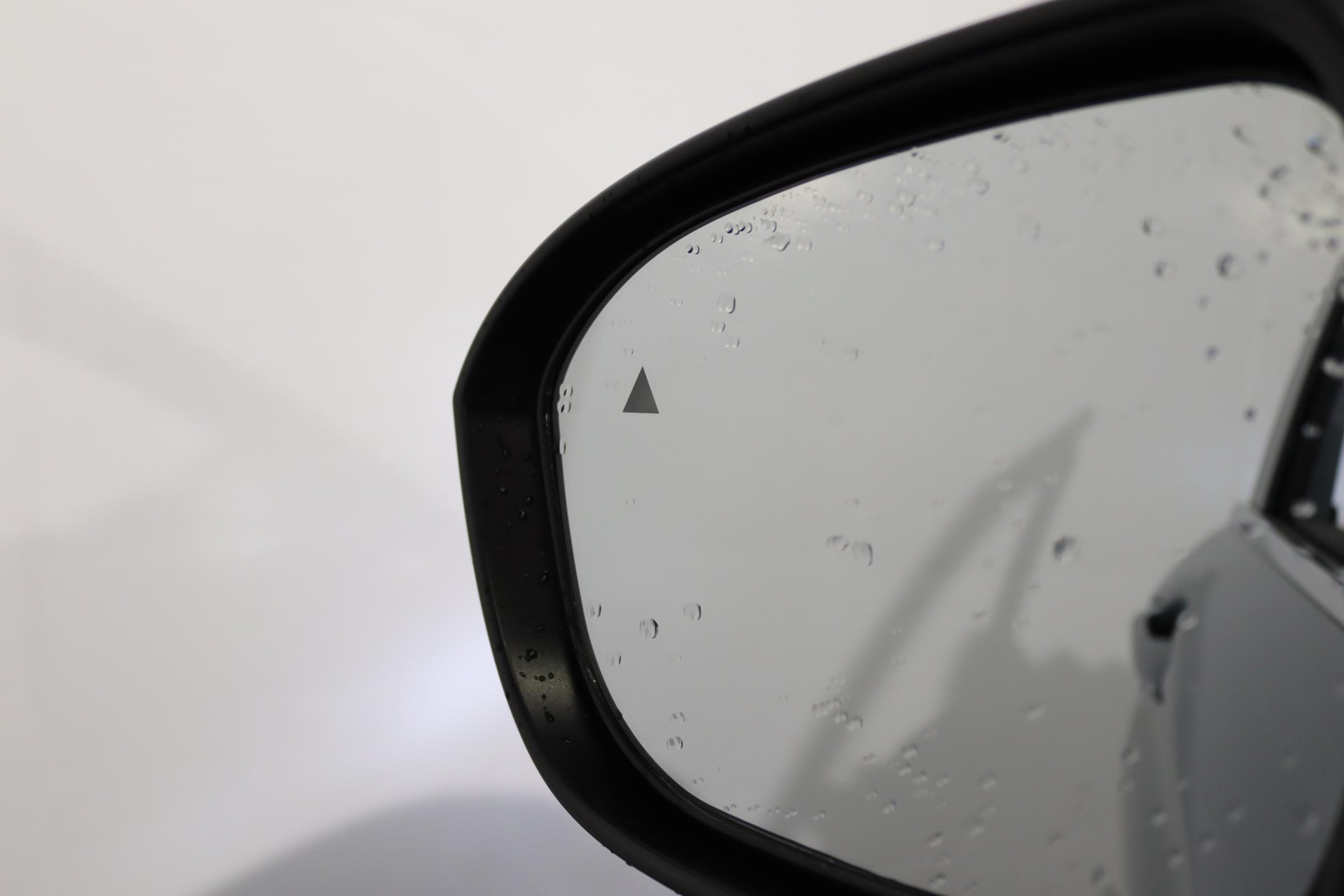 MITSUBISHI Outlander 2.4 PHEV Instyle 4x4-image-7
