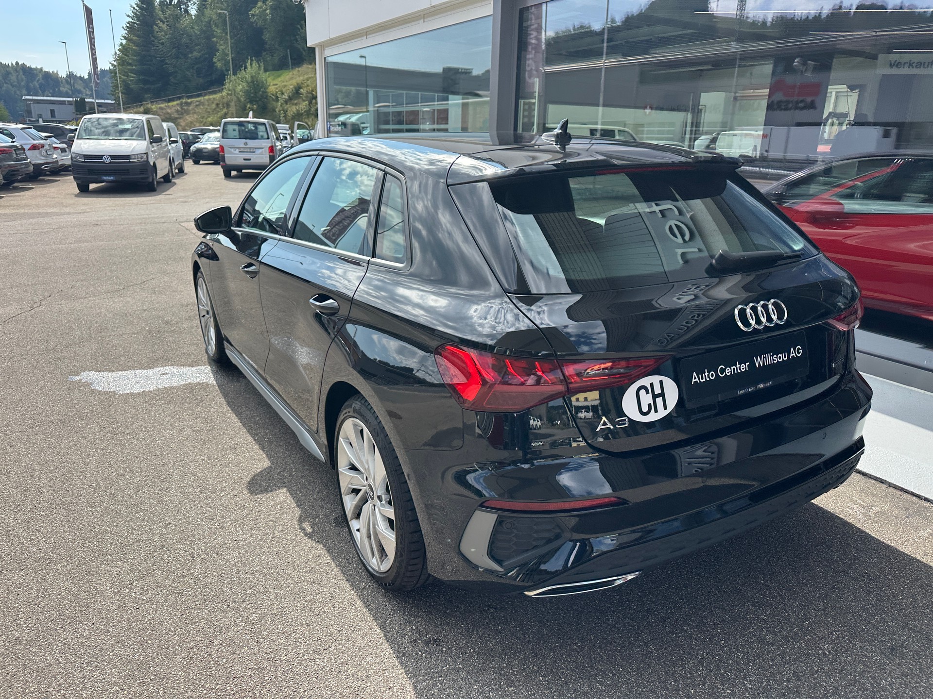 AUDI A3 Sportback 40 TDI S line S-tronic quattro-image-9