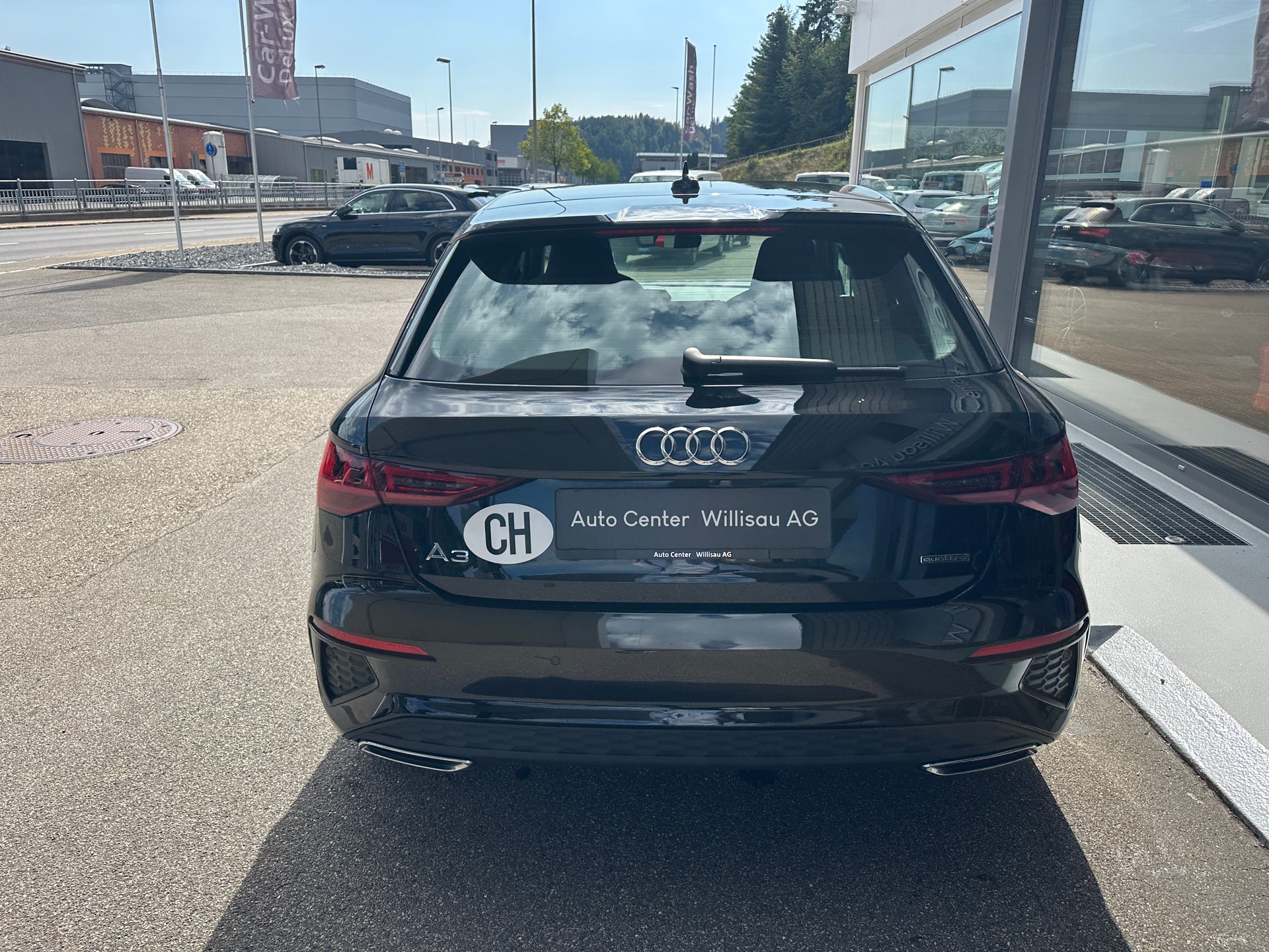 AUDI A3 Sportback 40 TDI S line S-tronic quattro-image-8
