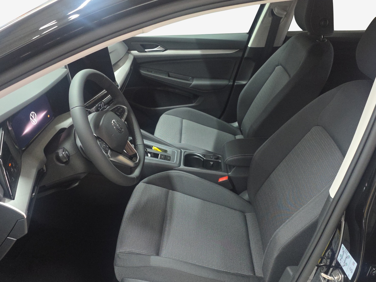 VW Golf 1.5 e TSI mHEV Value DSG-image-7