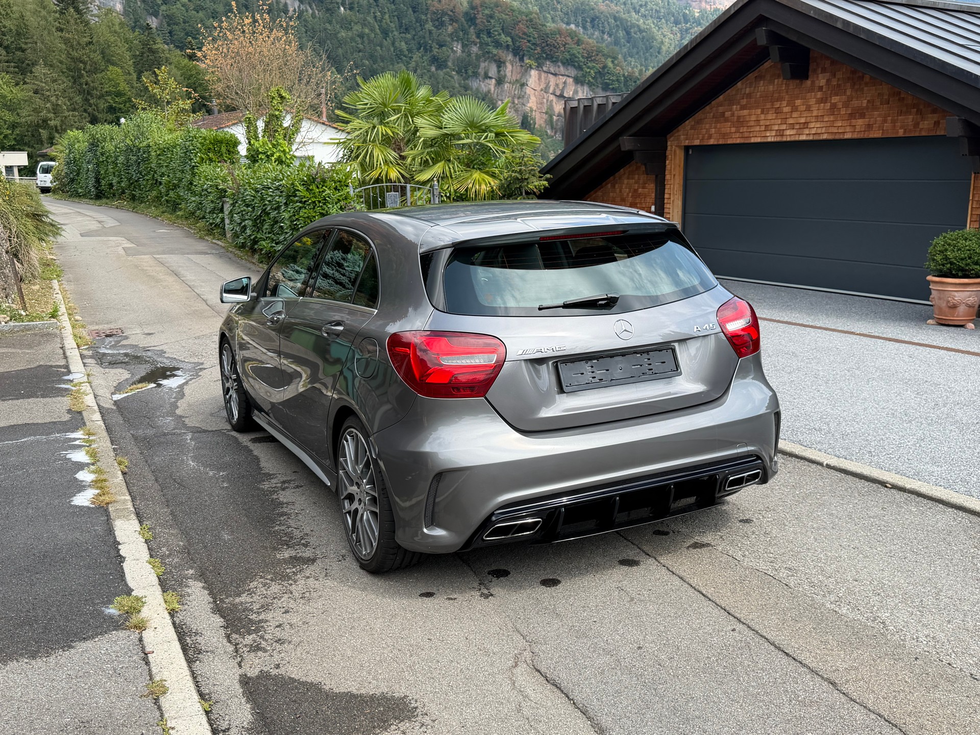 MERCEDES-BENZ A 45 AMG 4m-image-1