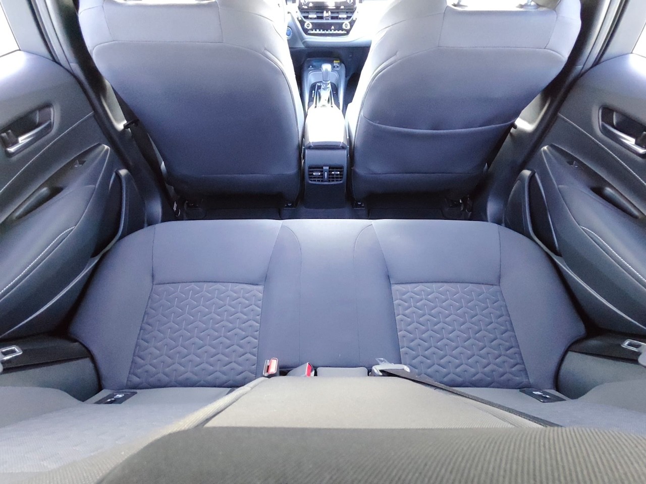 TOYOTA Swace 1.8 Hybrid Compact Top E-CVT-image-29