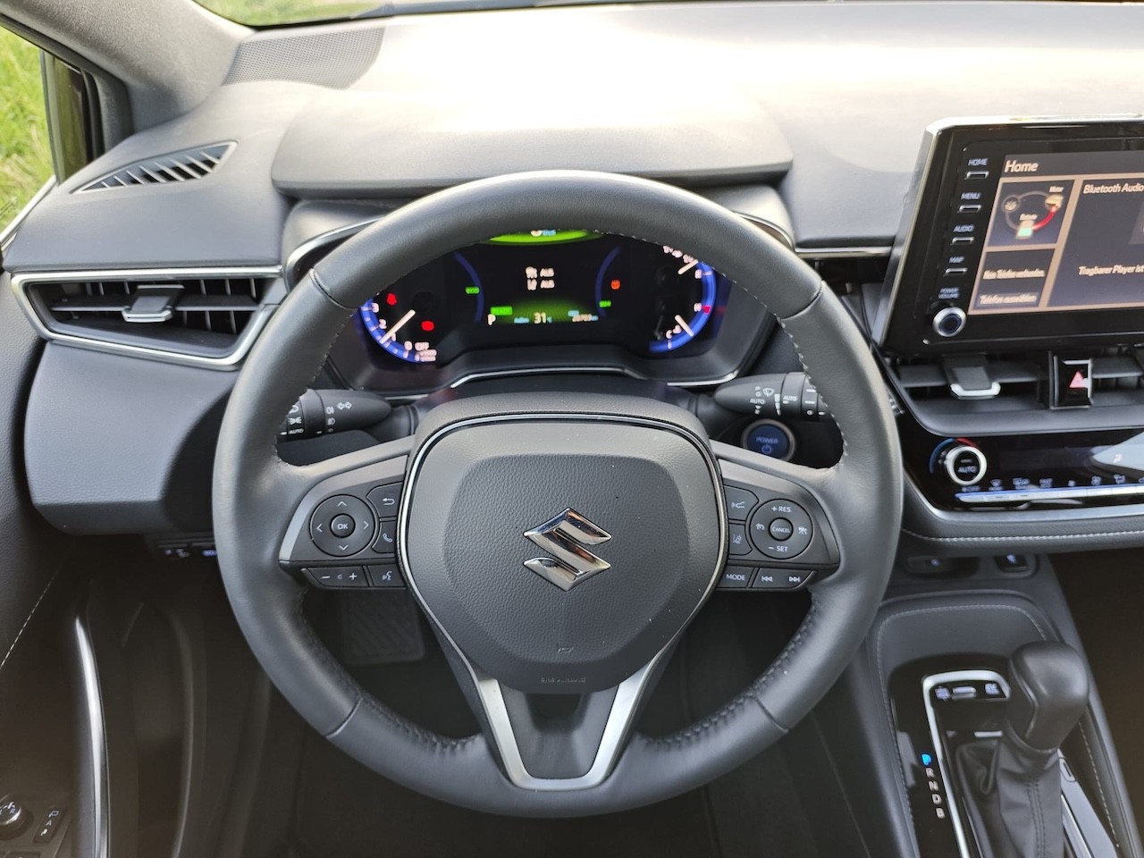 TOYOTA Swace 1.8 Hybrid Compact Top E-CVT-image-18
