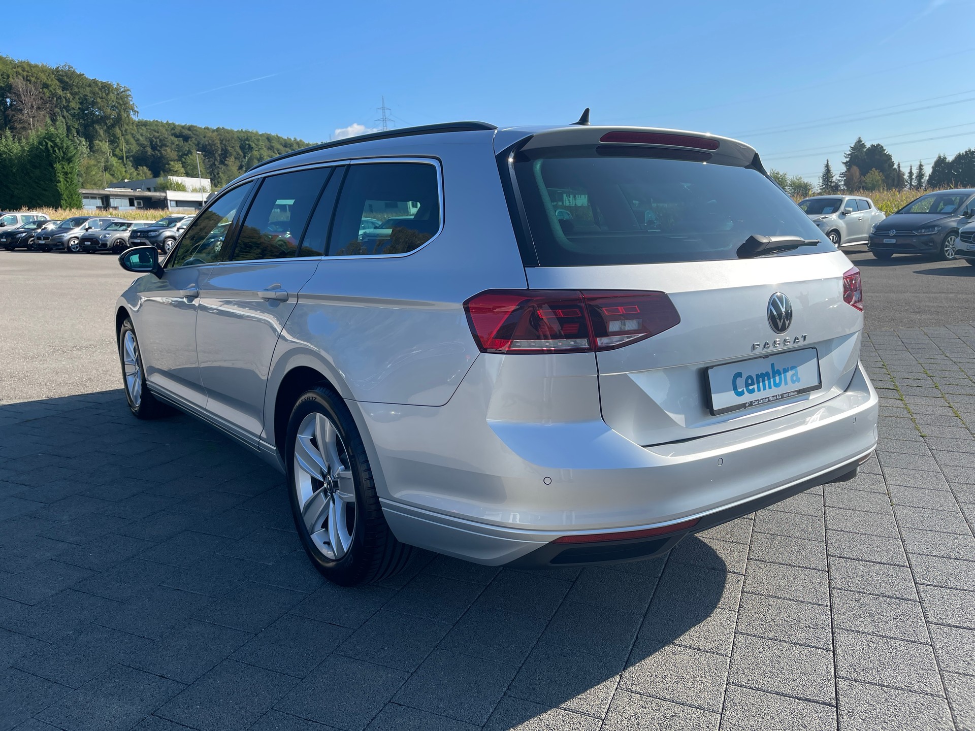 VW Passat 2.0 TDI BMT Business DSG-image-2