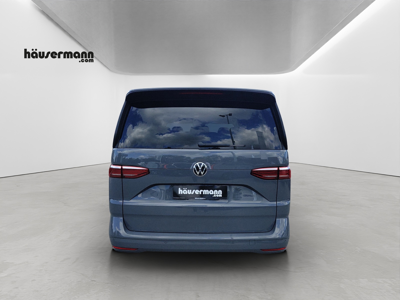 VW T7 Multivan lang 2.0 TDI DSG-image-12