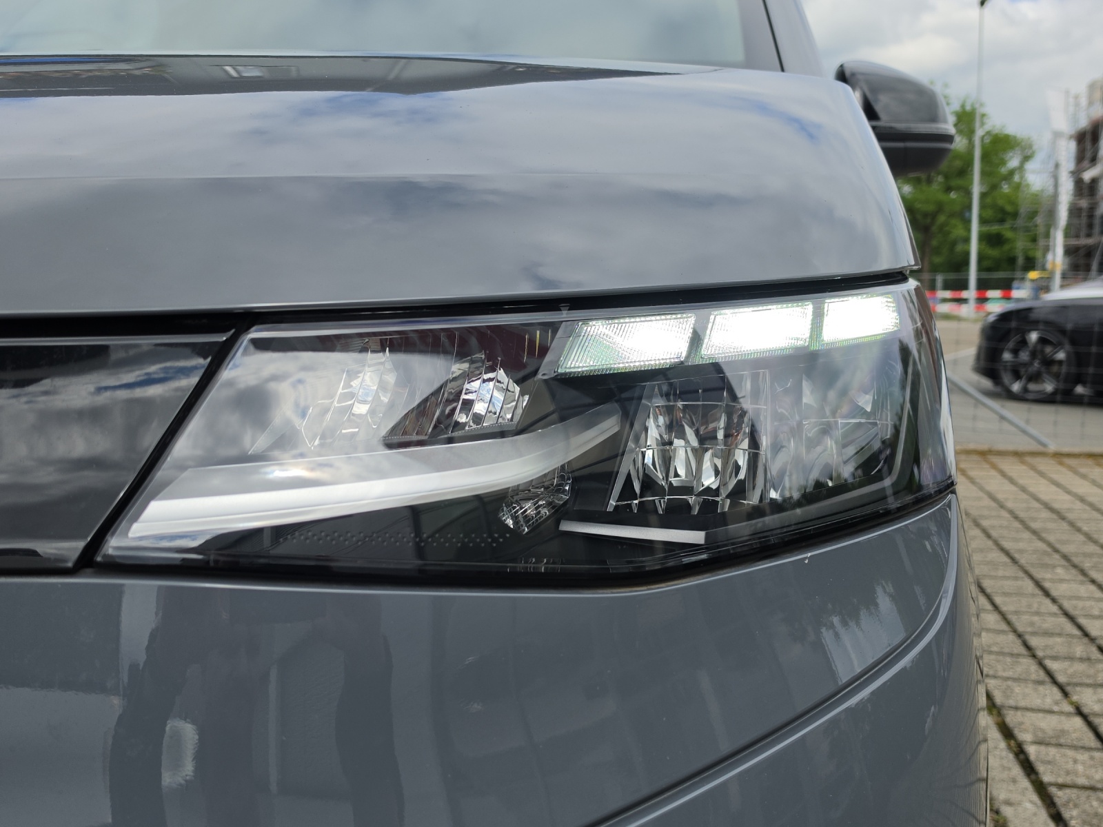 VW T7 Multivan lang 2.0 TDI DSG-image-8