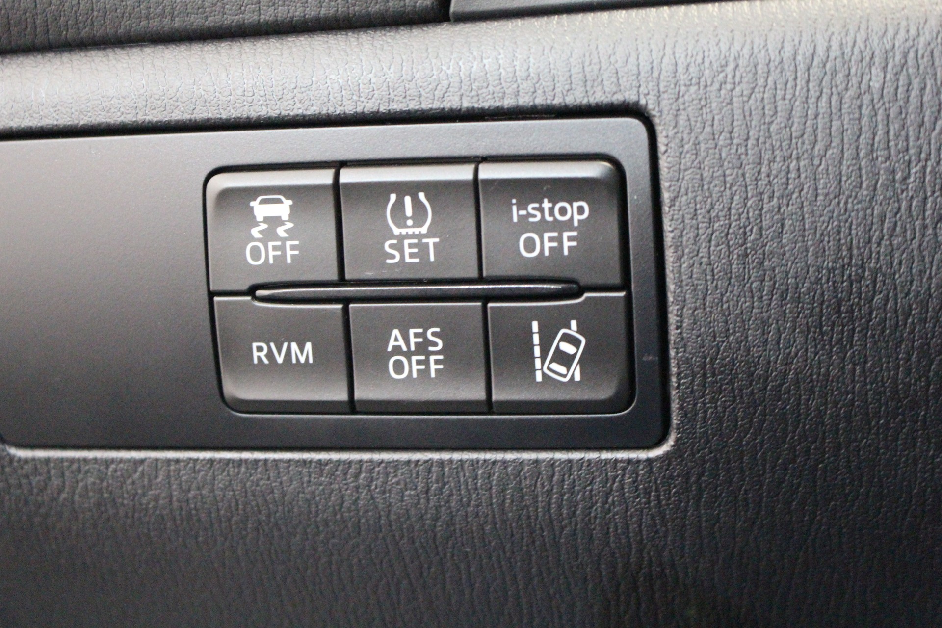 MAZDA 3 2.0 120 Ambition Plus-image-13