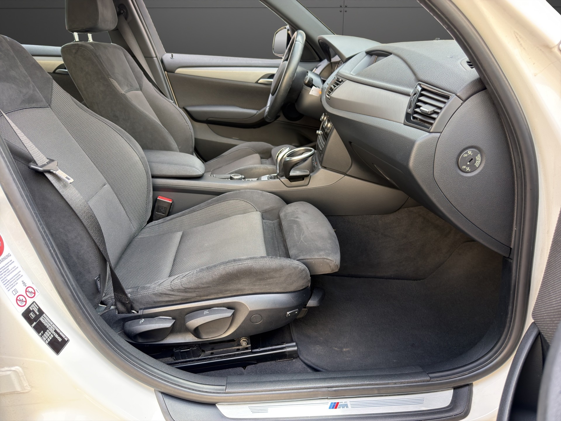 BMW X1 xDrive 20d M Sport Steptronic Frisch MFK-image-10