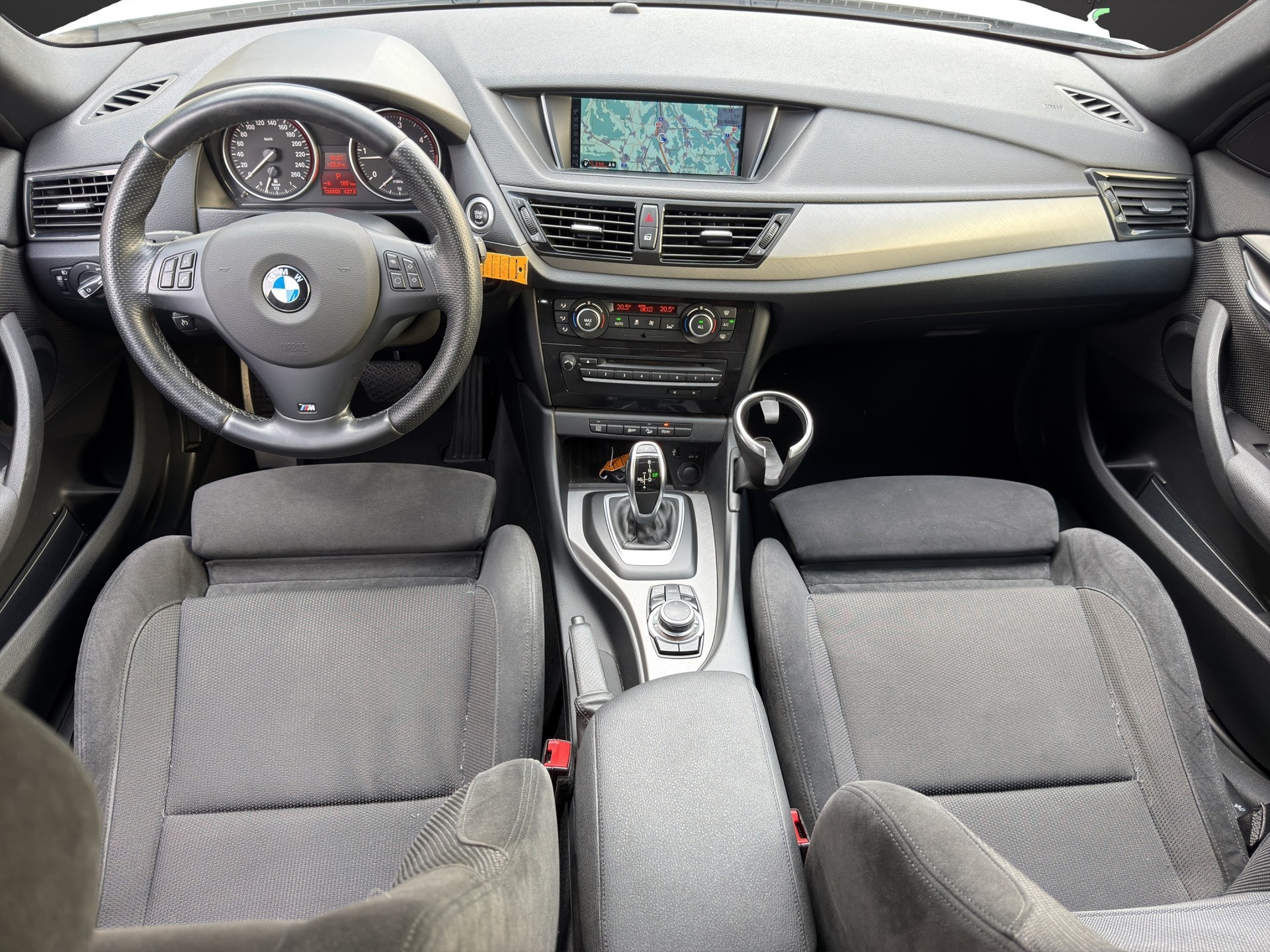 BMW X1 xDrive 20d M Sport Steptronic Frisch MFK-image-8