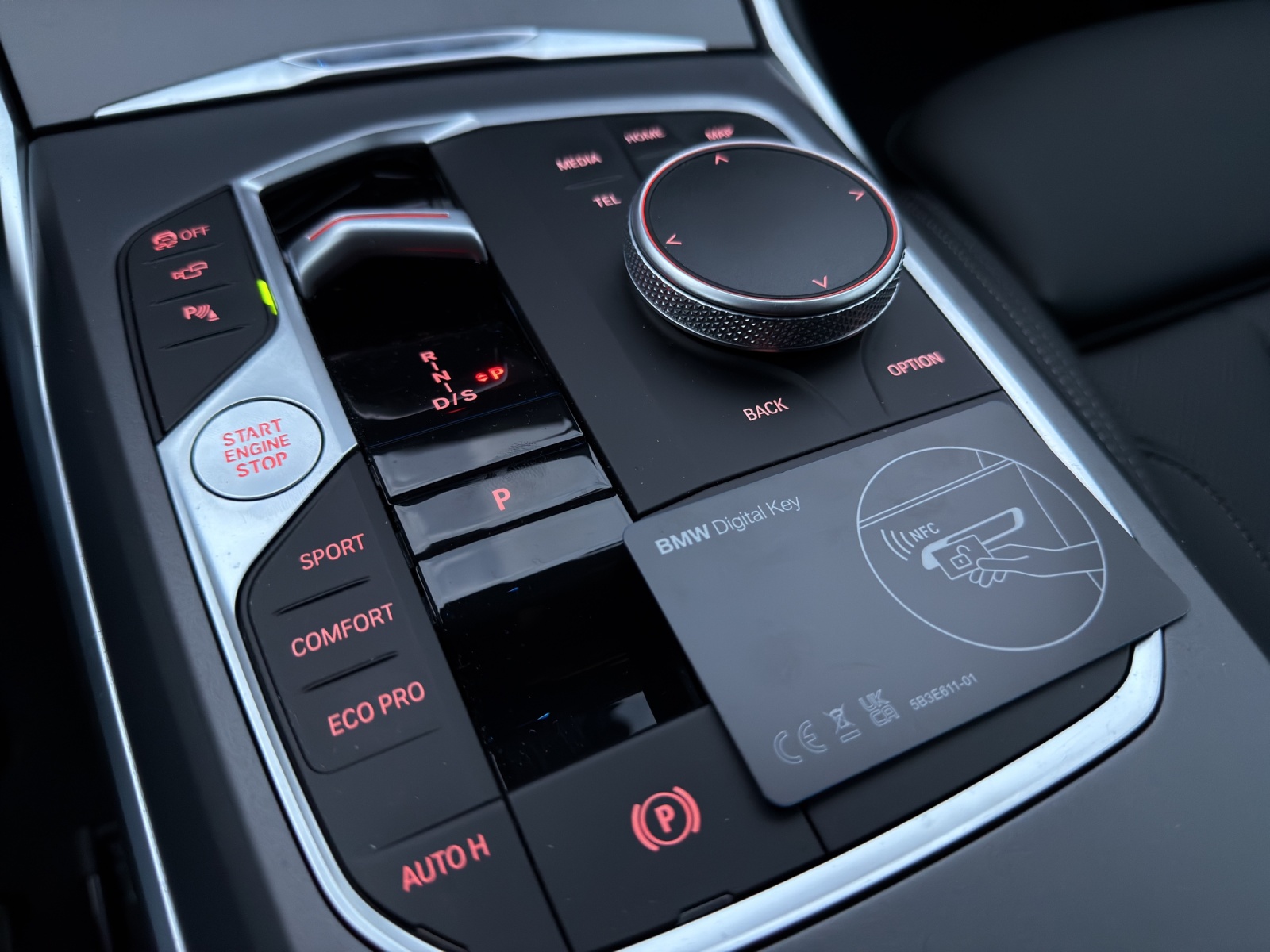 BMW 430d xDrive 48V Gran Coupé Steptronic mit Elektrische Anhängerkupplung-image-28
