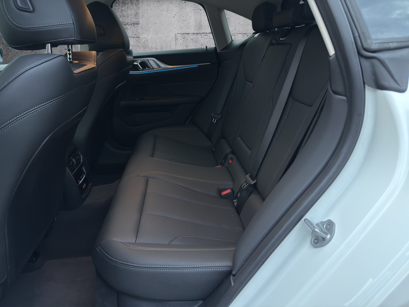 BMW 430d xDrive 48V Gran Coupé Steptronic mit Elektrische Anhängerkupplung-image-12
