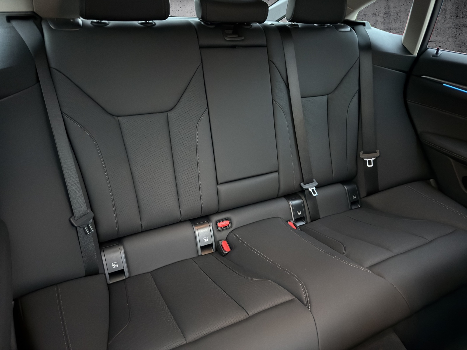 BMW 430d xDrive 48V Gran Coupé Steptronic mit Elektrische Anhängerkupplung-image-17