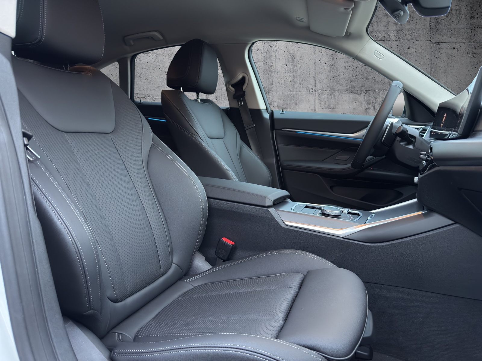 BMW 430d xDrive 48V Gran Coupé Steptronic mit Elektrische Anhängerkupplung-image-16