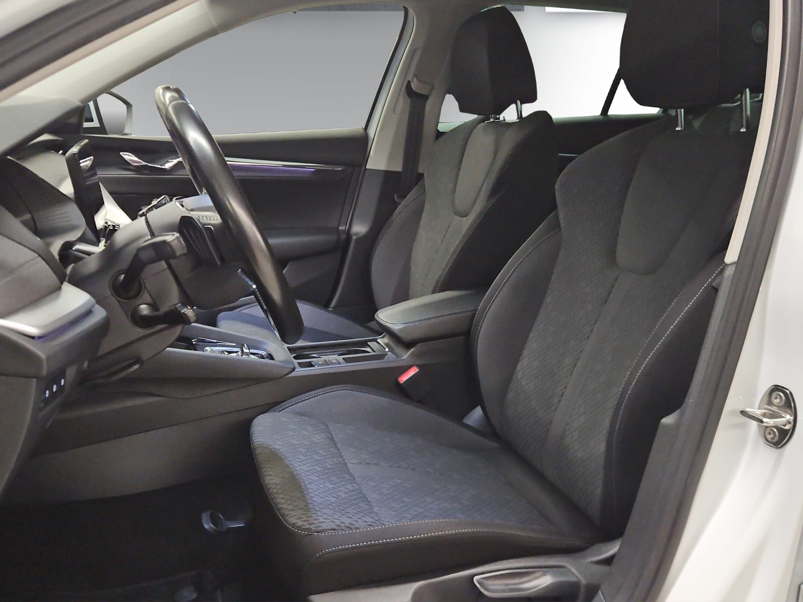 SKODA Skoda Octavia Style 200PS TDI 4x4-image-9