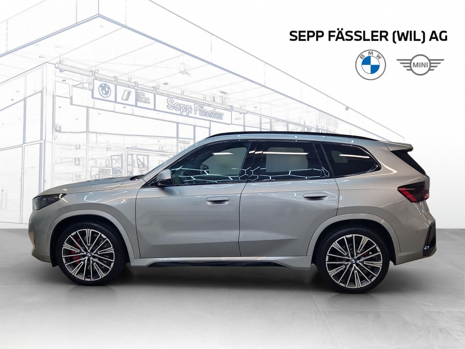 BMW X1 23i xDrive M Sport Pro-showroom-element-1