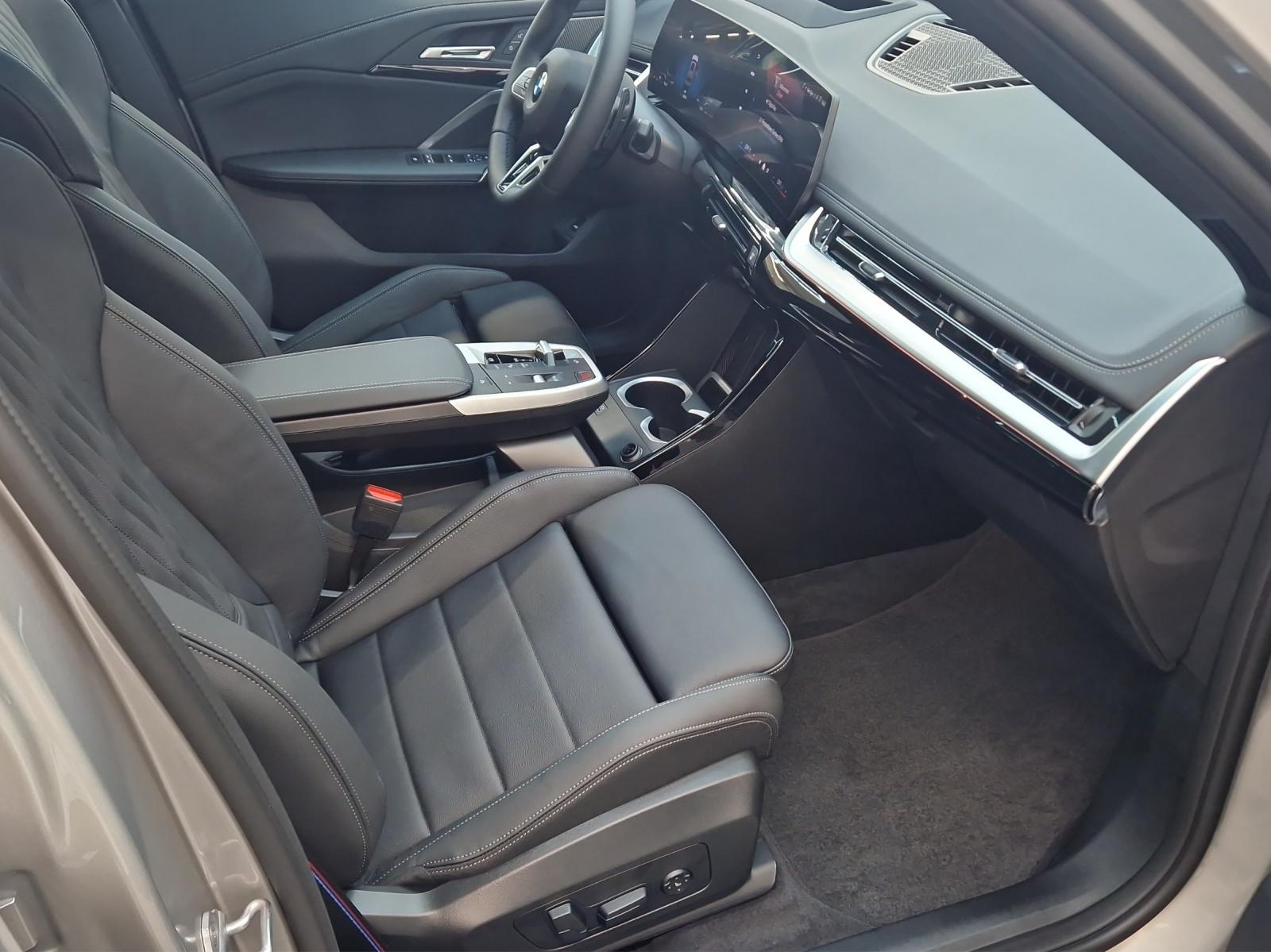 BMW X1 23i xDrive M Sport Pro-image-17