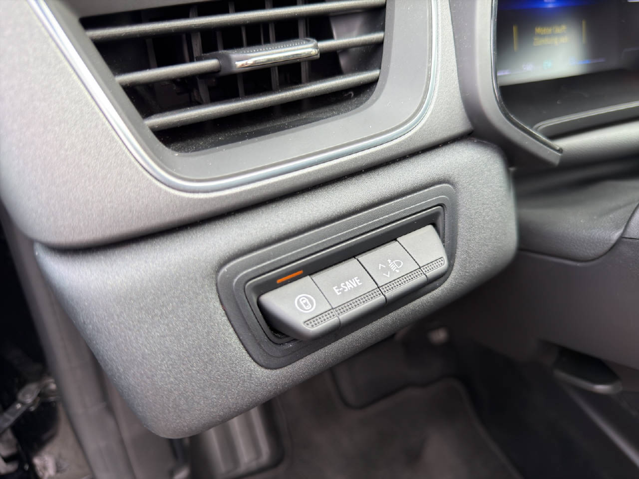 RENAULT Captur 1.6 E-Tech techno-image-8