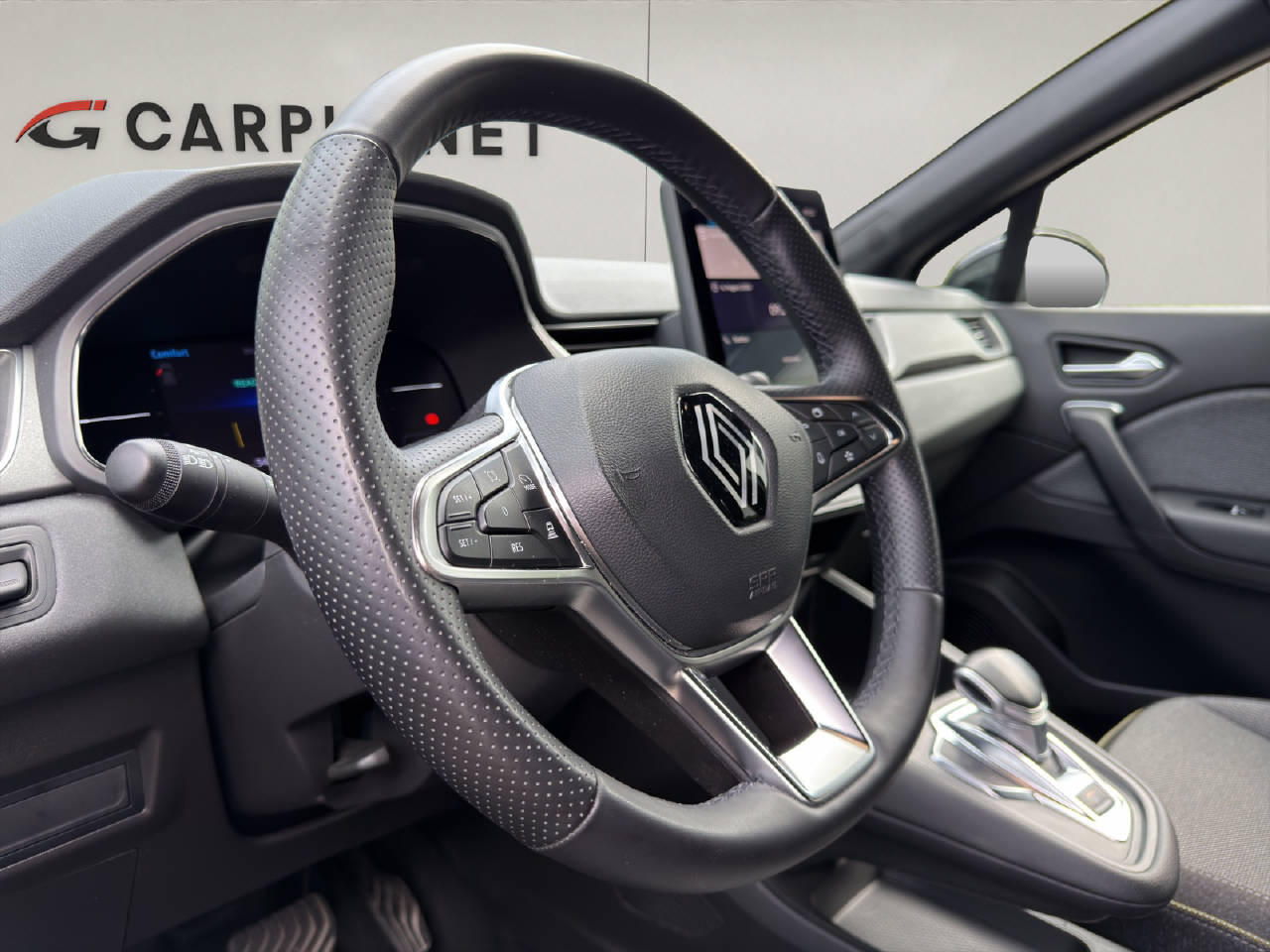RENAULT Captur 1.6 E-Tech techno-image-6