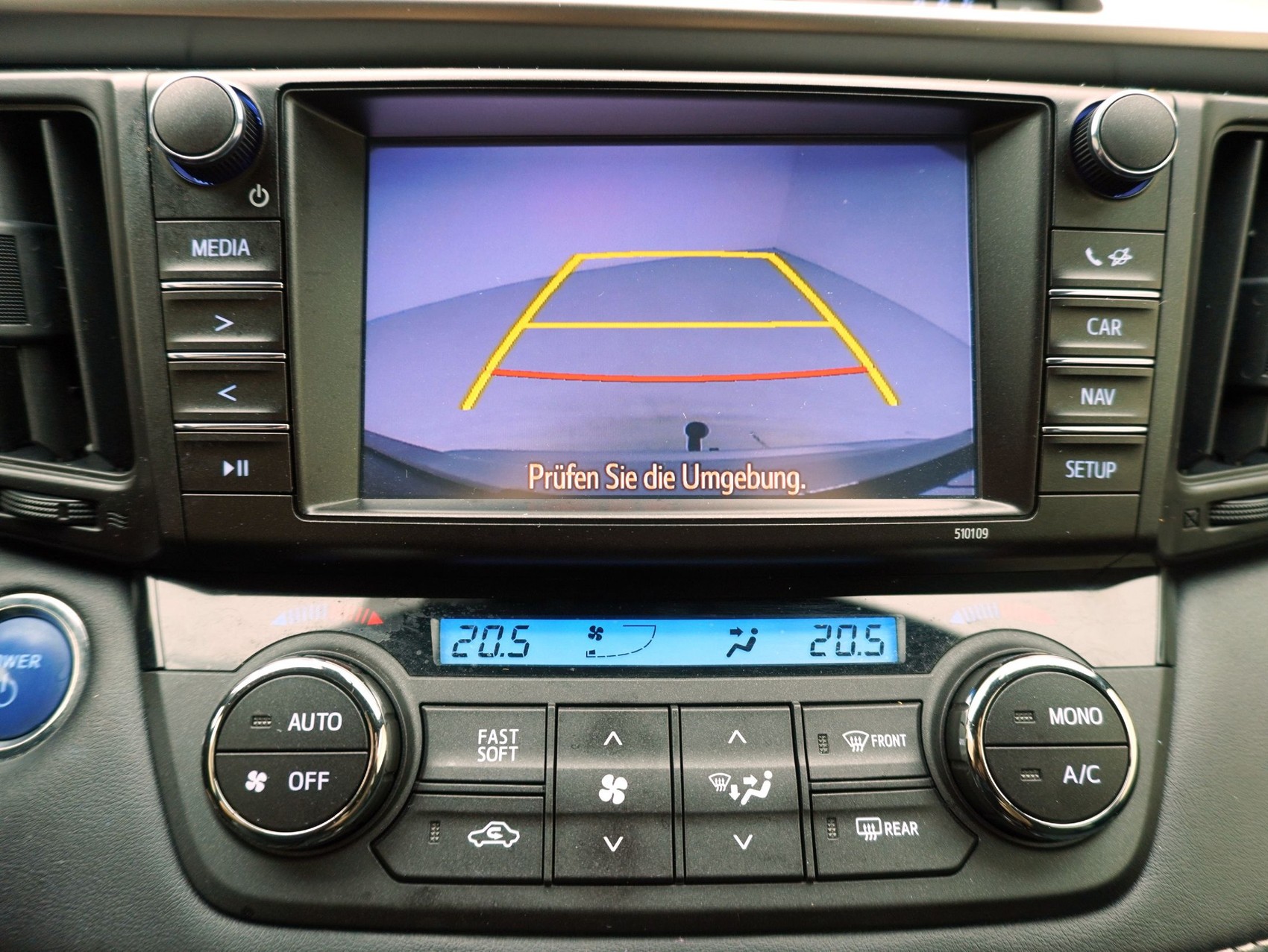 TOYOTA RAV4 2.5 HSD Style-image-15