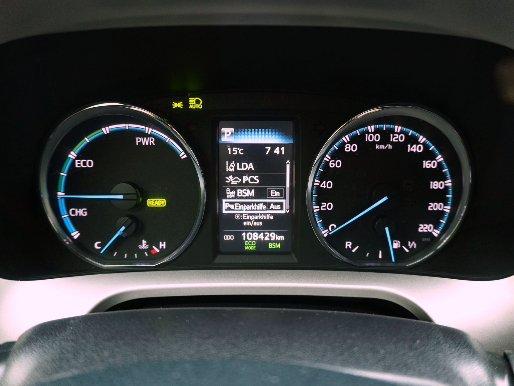 TOYOTA RAV4 2.5 HSD Style-image-14