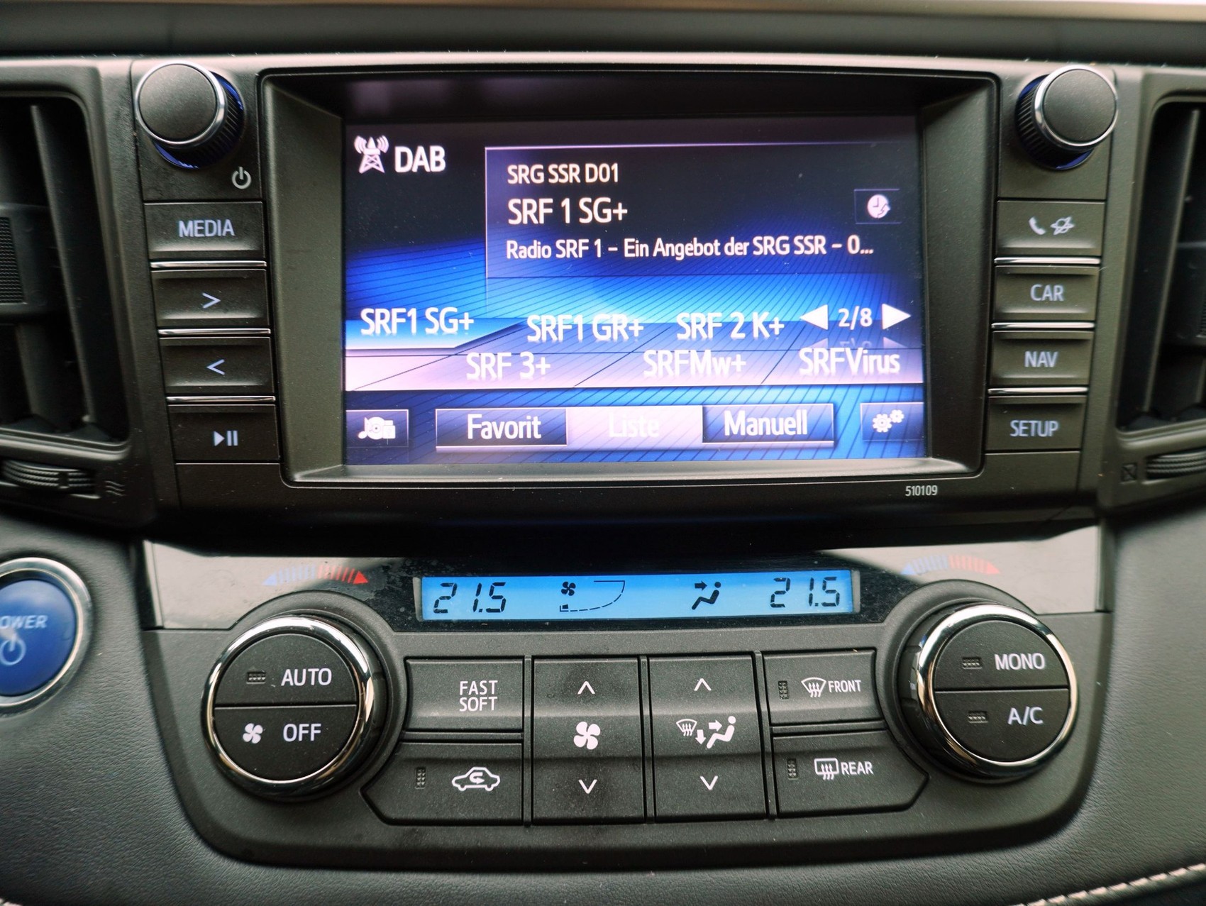 TOYOTA RAV4 2.5 HSD Style-image-16