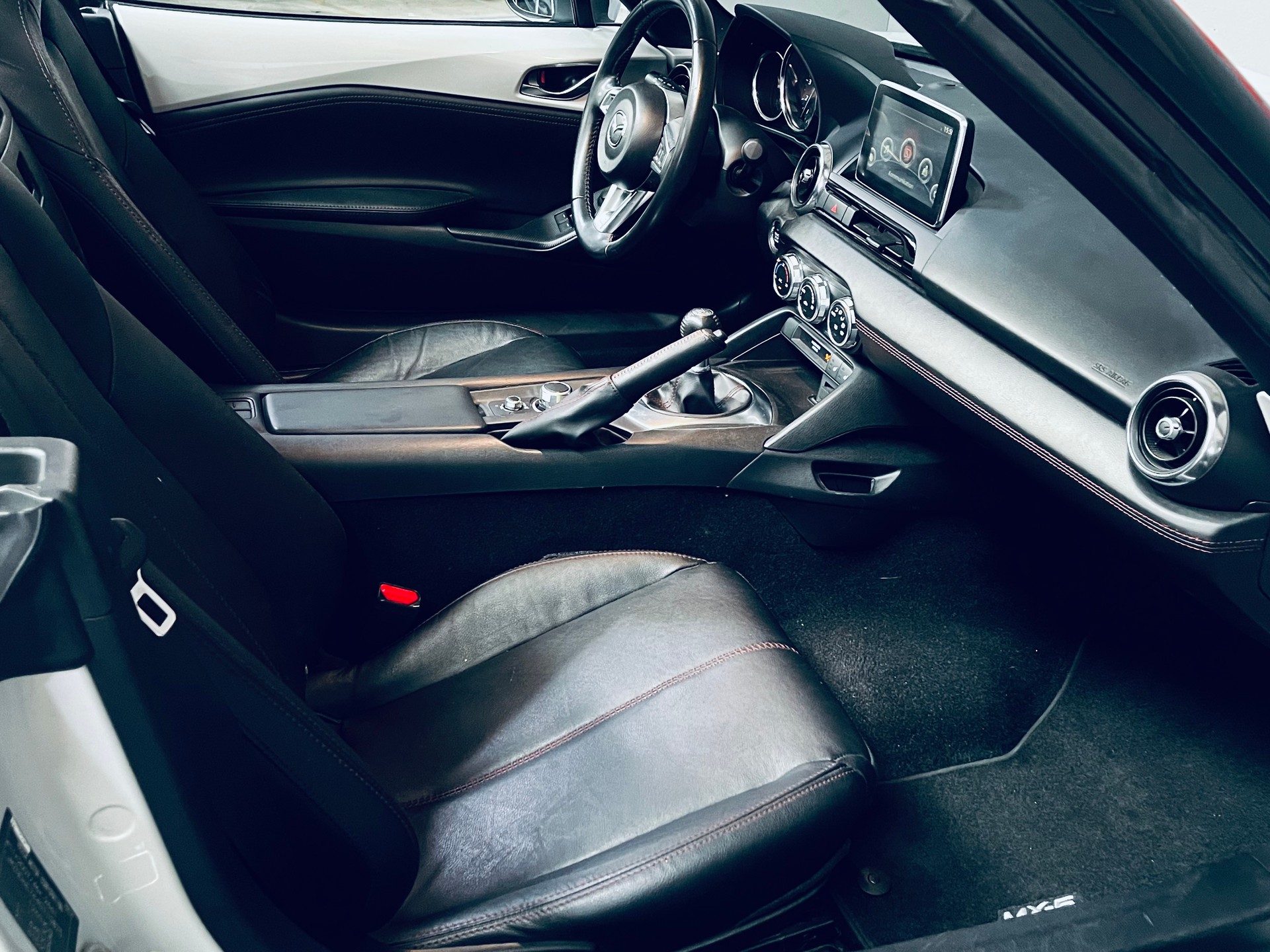 MAZDA MX-5 SKYACTIV-G 160 Revolution-image-14