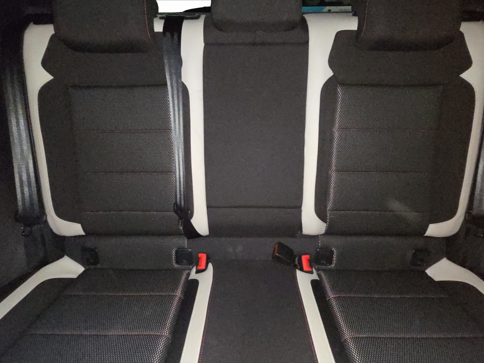 VW T-Roc 2.0 TSI Sport DSG 4Motion-image-7