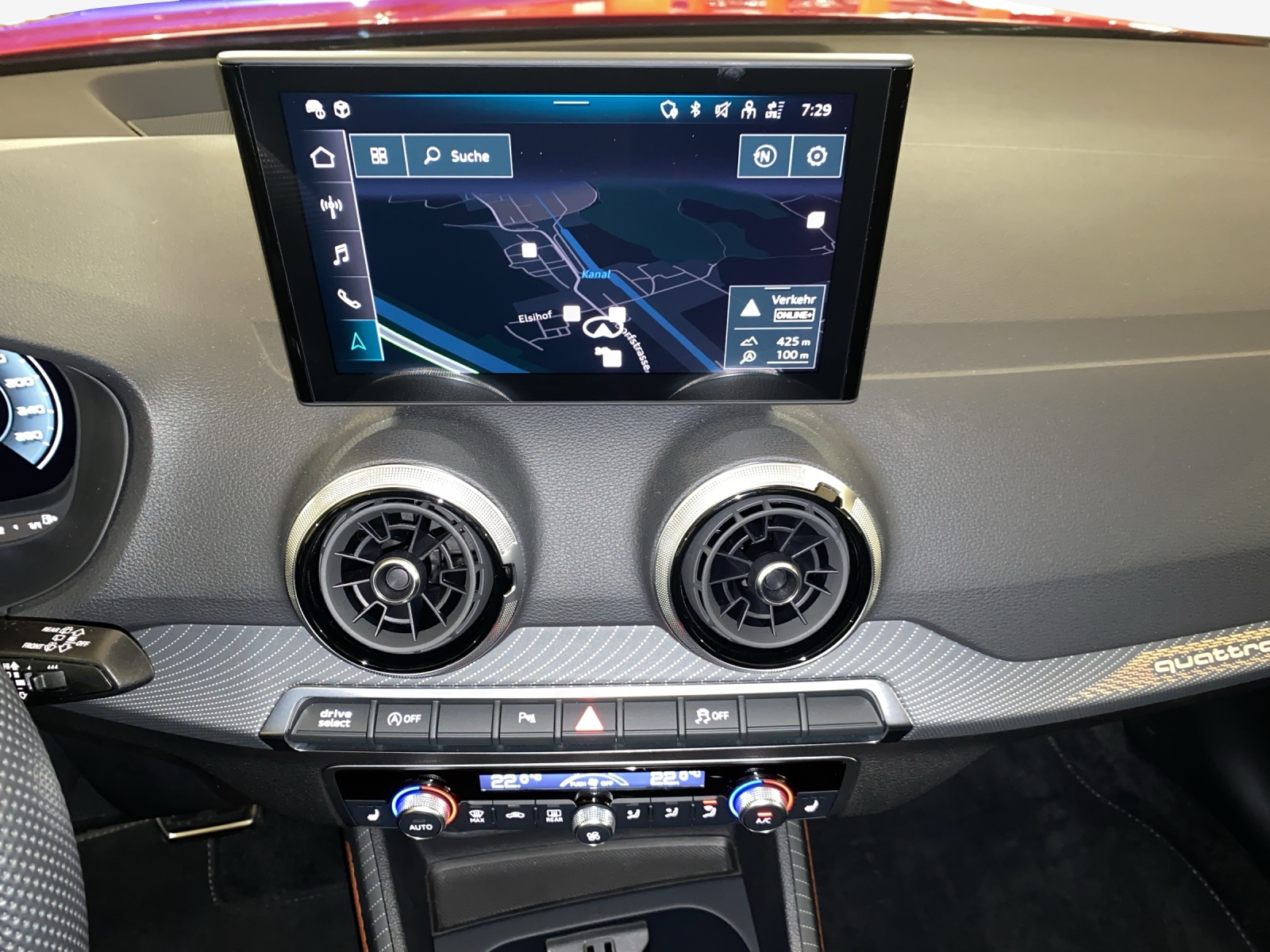 AUDI Q2 35 TDI advanced quattro S-tronic-image-10