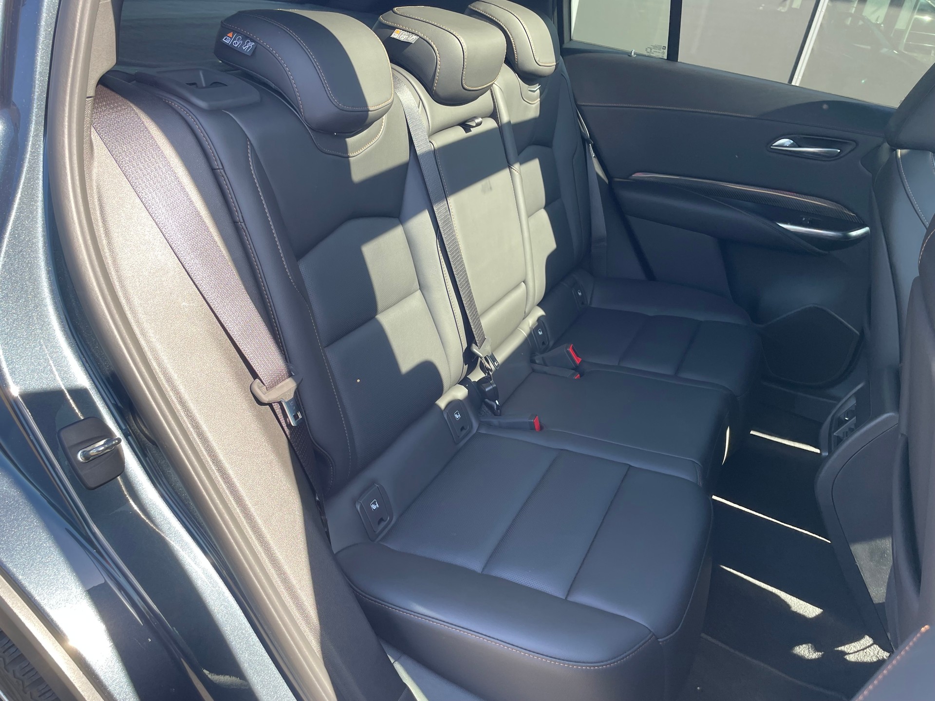 CADILLAC XT4 350D 2.0 Sport AWD Automat-image-10