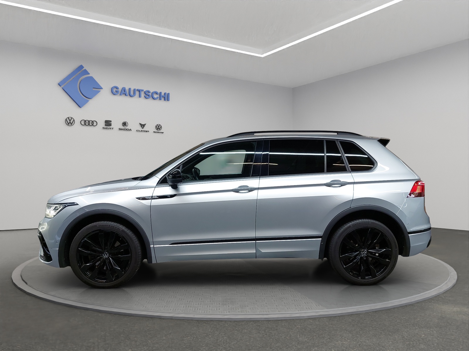 VW Tiguan 2.0 TDI SCR R-Line 4Motion DSG-image-1