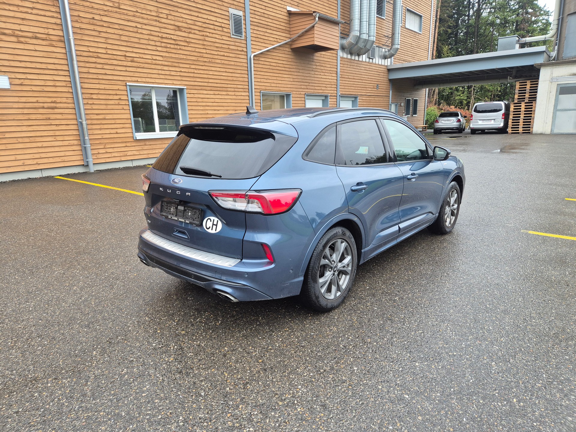 FORD Kuga 2.0 TDCi EcoBlue ST-Line 4WD Automat-image-3