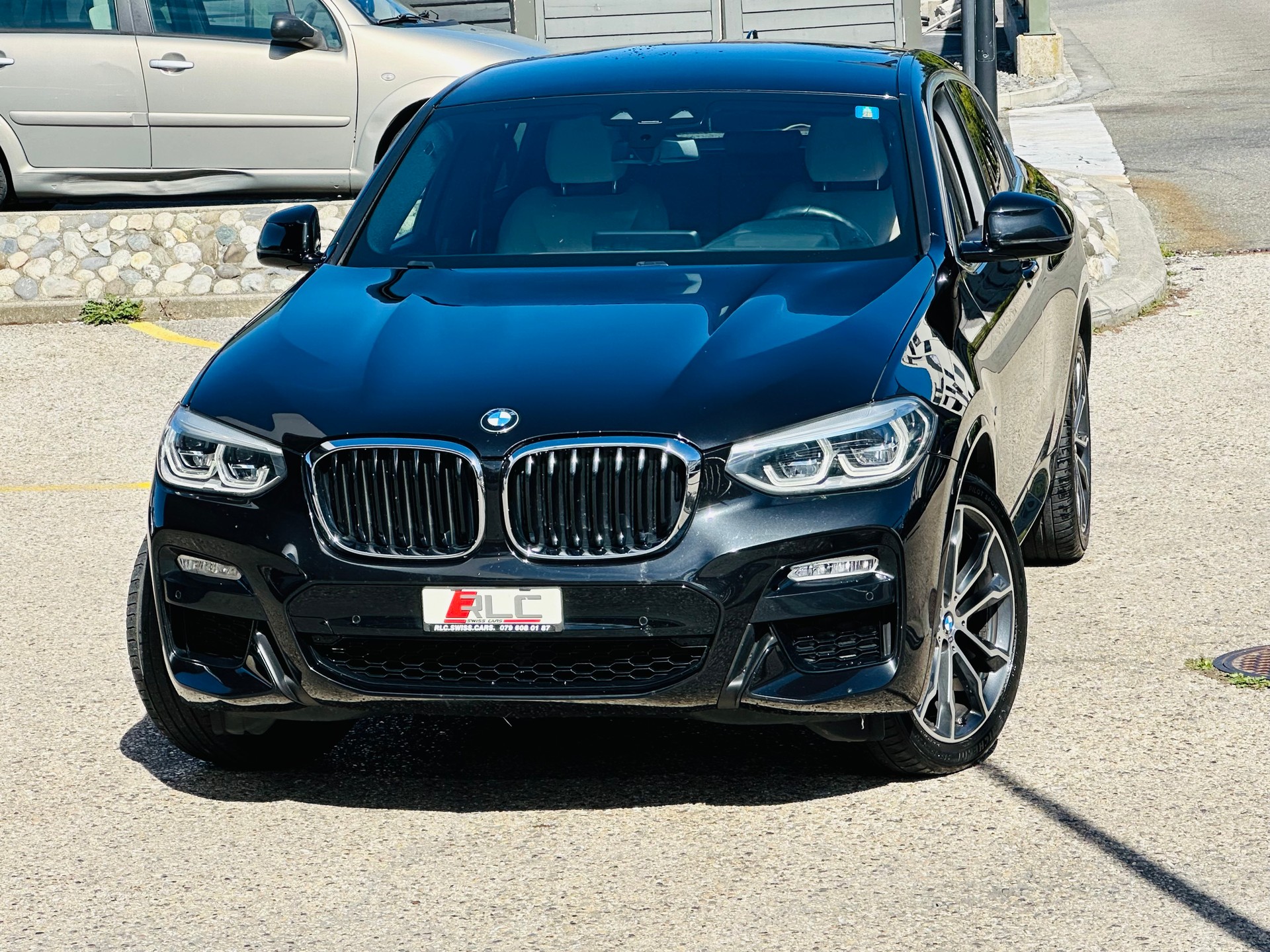 BMW X4 xDrive 20i M Sport Steptronic-image-0