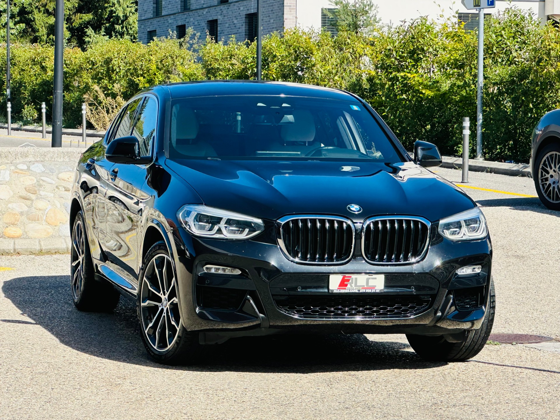 BMW X4 xDrive 20i M Sport Steptronic-image-8