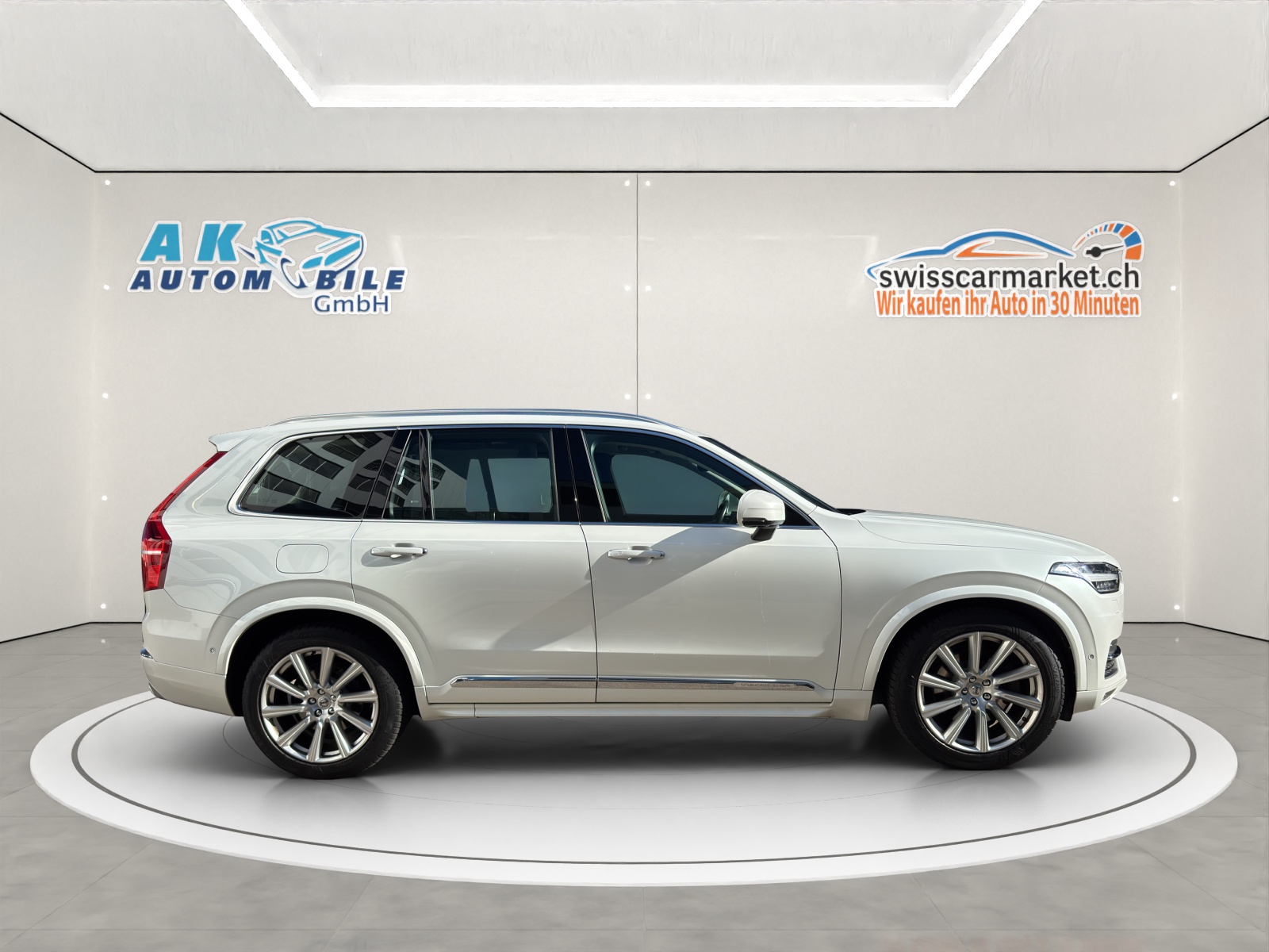 VOLVO XC90 D5 AWD Inscription Geartronic-image-4