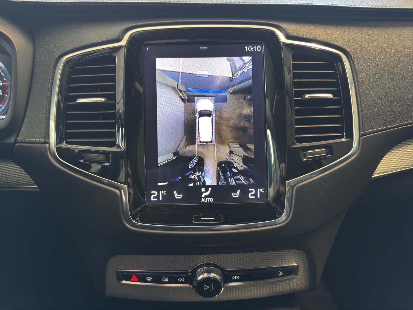 VOLVO XC90 D5 AWD Inscription Geartronic-image-15