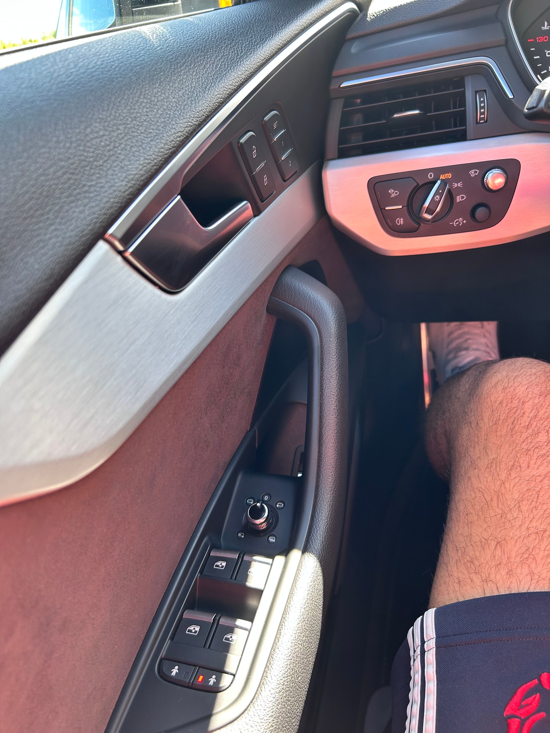 AUDI 2.0 40 TDI Sport quattro S-Tronic-image-3