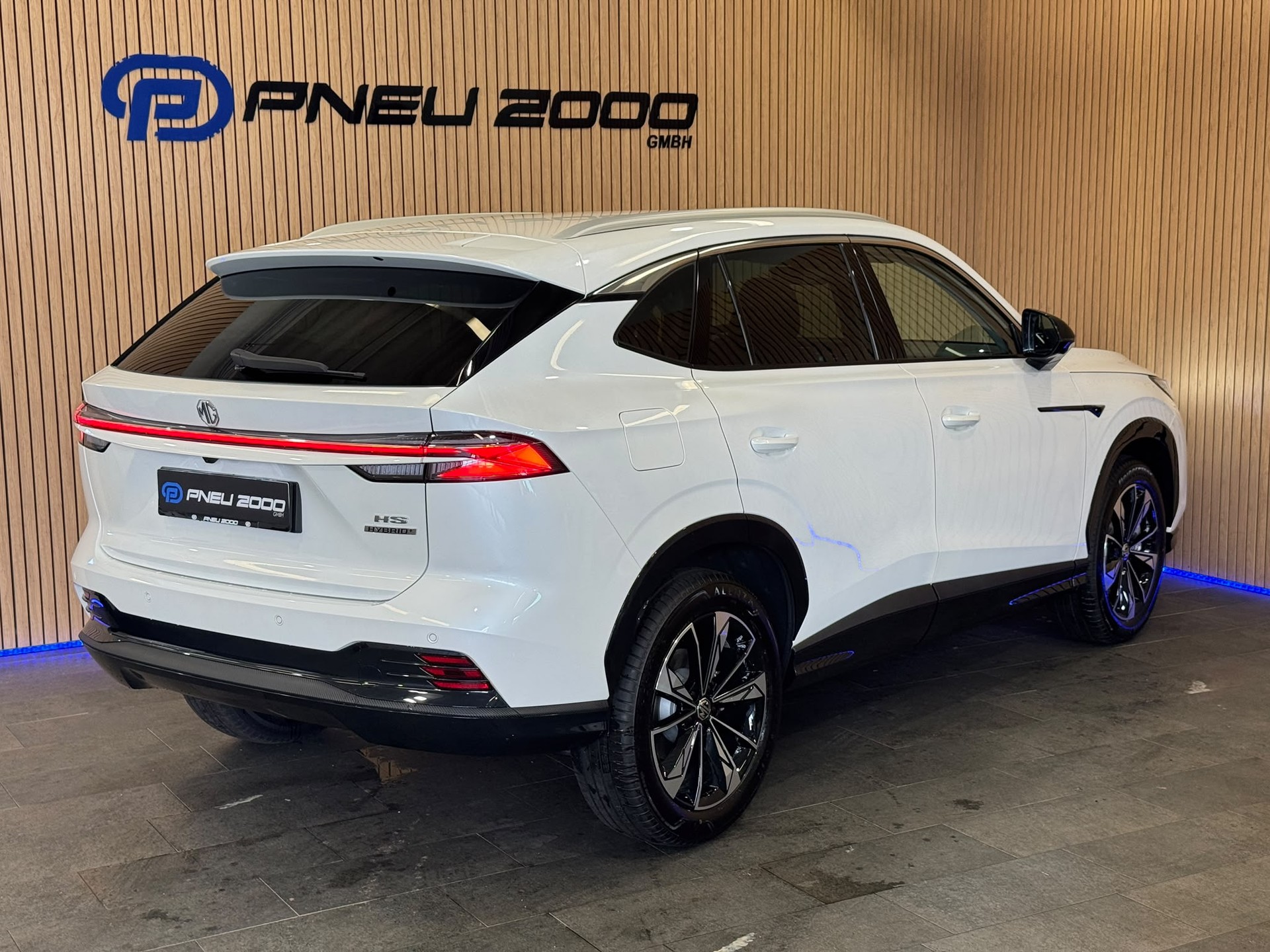 MG HS 1.5 Vollhybrid Luxury-image-3