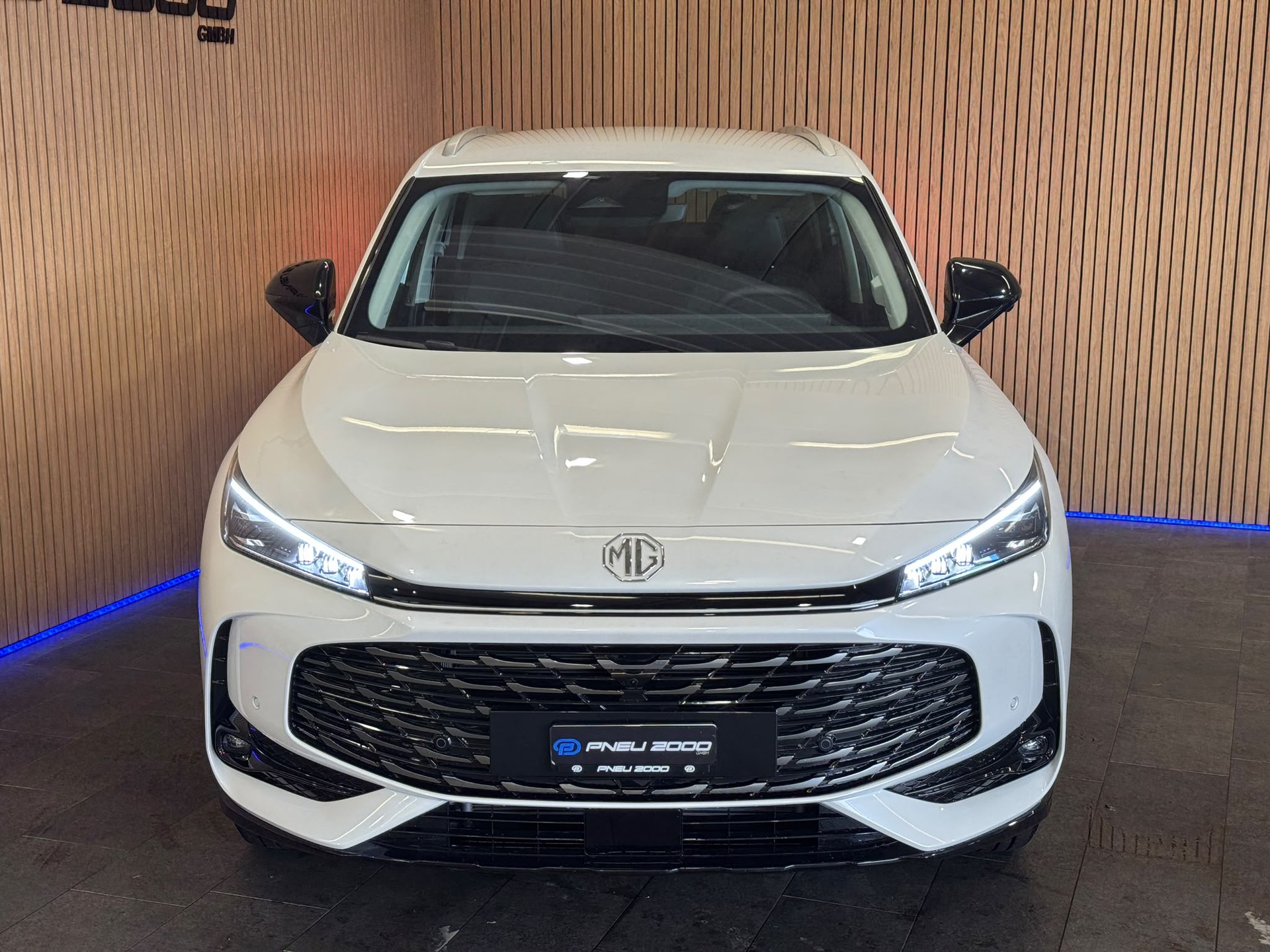 MG HS 1.5 Vollhybrid Luxury-image-1
