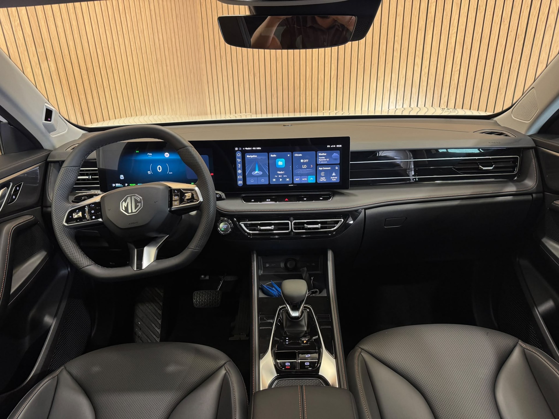 MG HS 1.5 Vollhybrid Luxury-image-6