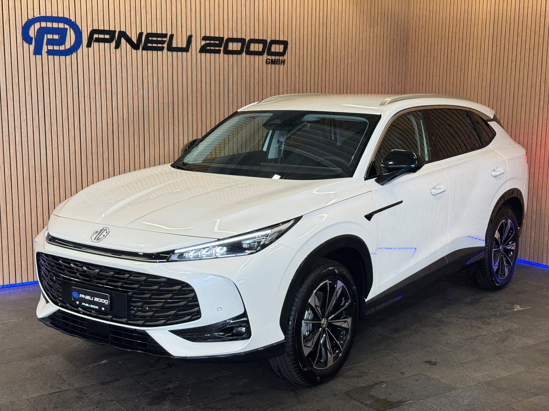 MG HS 1.5 Vollhybrid Luxury-image-0
