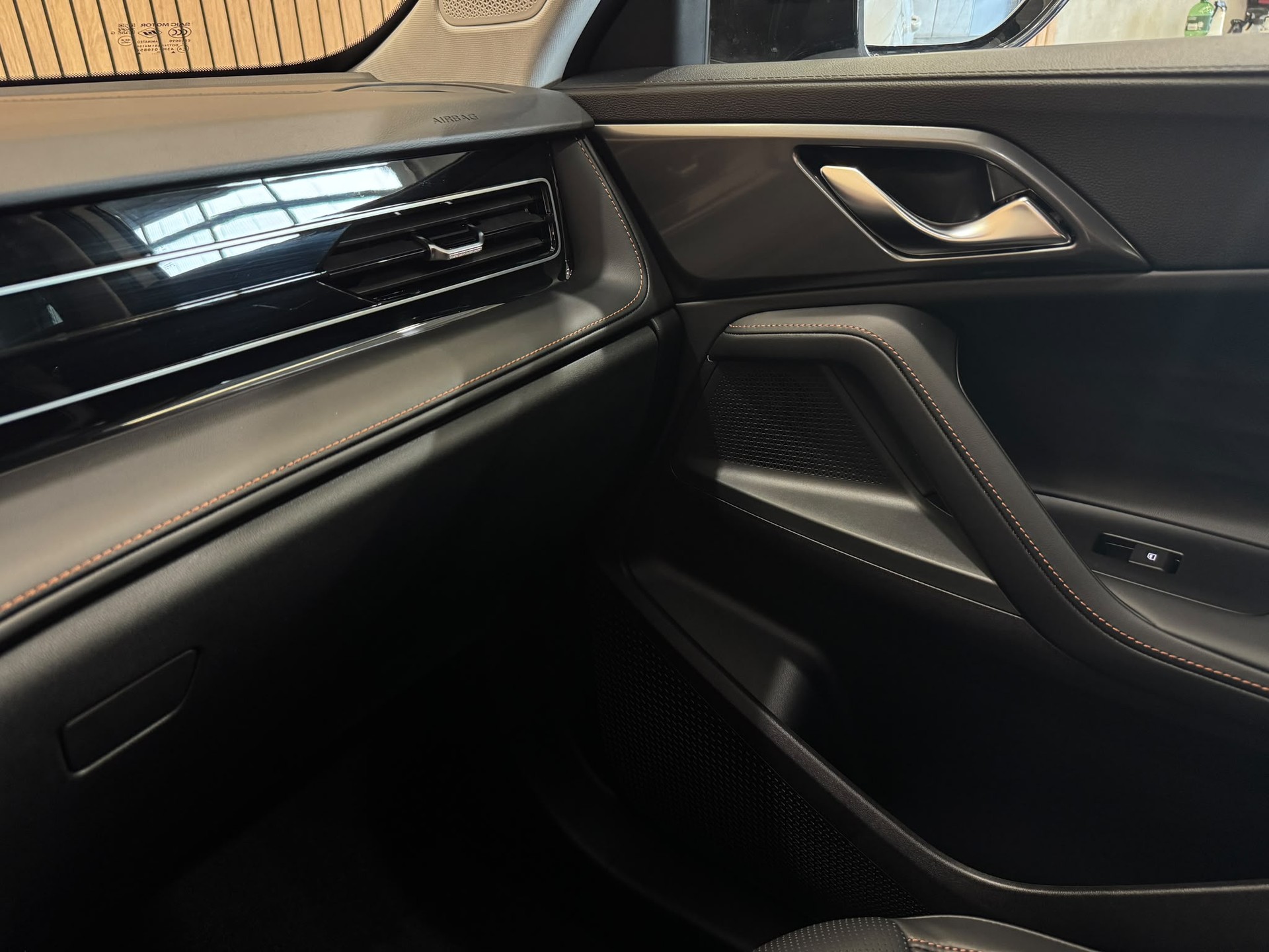 MG HS 1.5 Vollhybrid Luxury-image-11