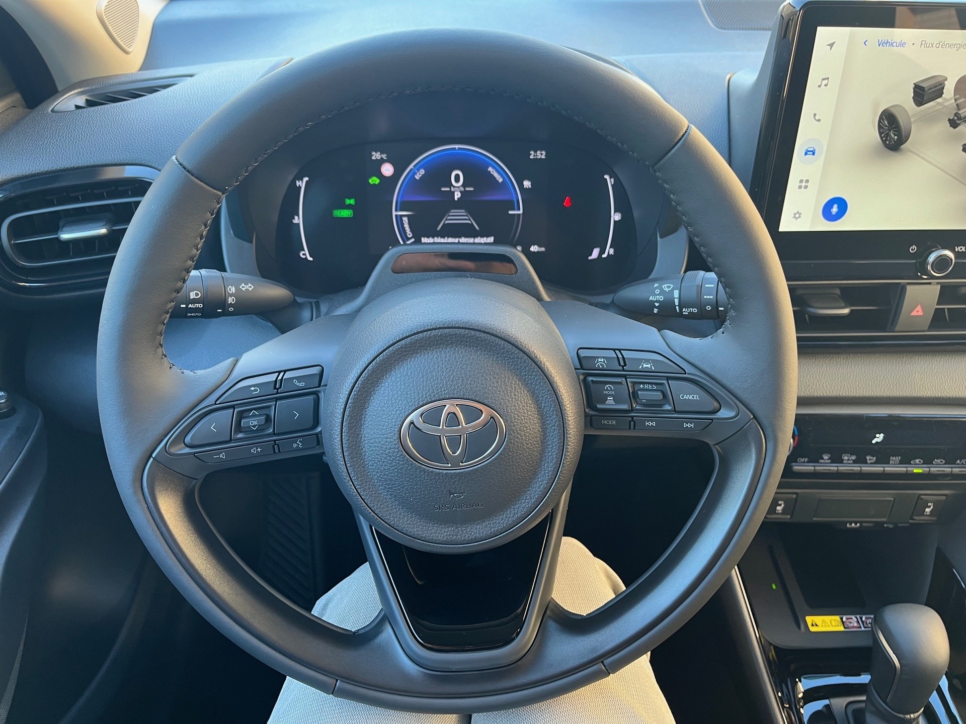 TOYOTA Yaris 1.5 Trend e-CVT-image-13