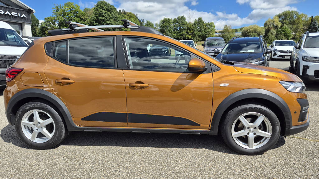 DACIA Sandero 1.0 TCe Stepway Comfort-image-3