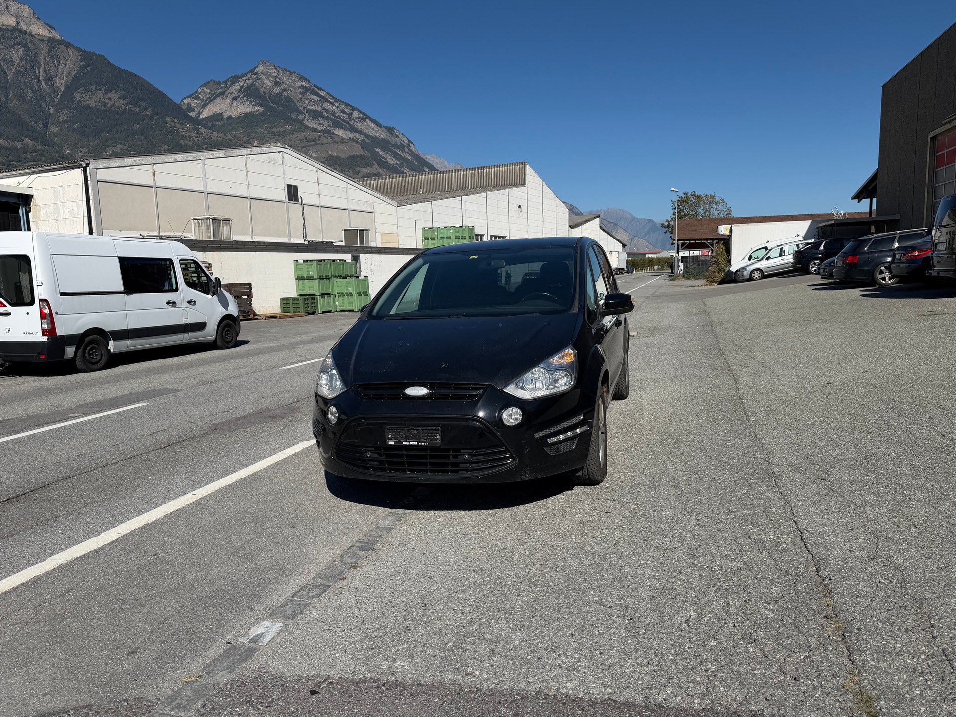 FORD S-Max 2.0i Titanium-image-10