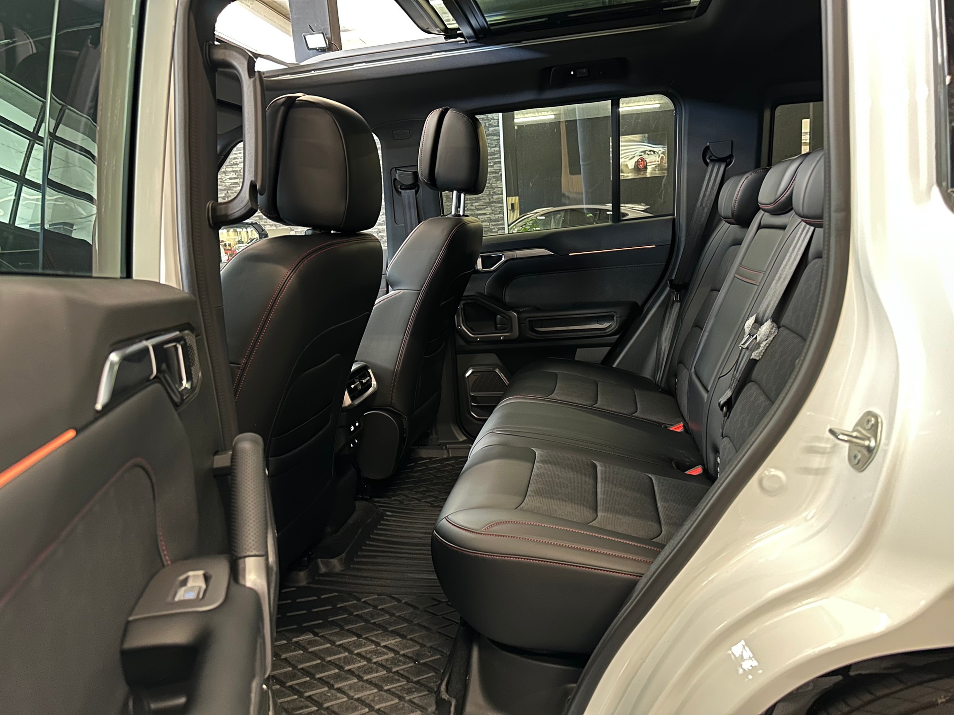 JETOUR T2 2.0 7DCT Real Time 4WD-image-15